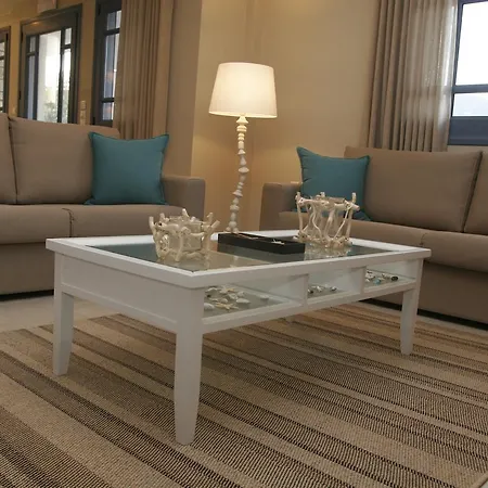 Boutique Iasmos Trizonía