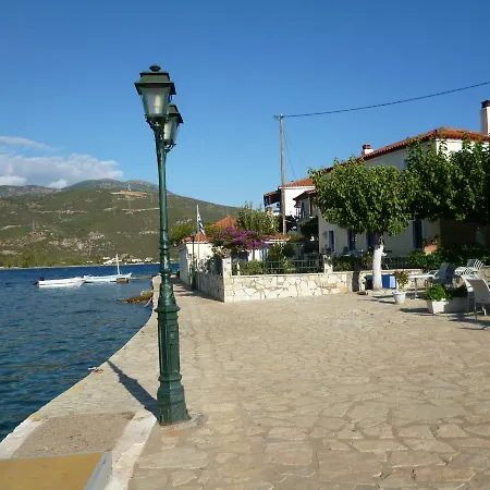 Hotel Boutique Iasmos 3*