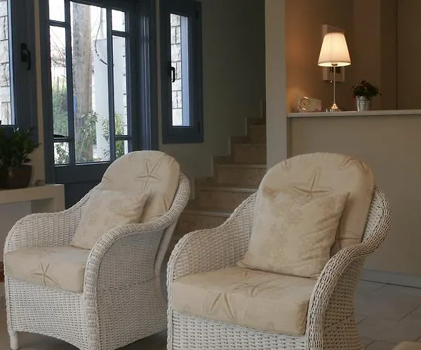 Boutique Iasmos Hotel Trizonia