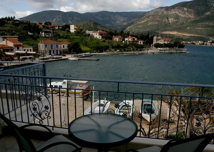 Hotel Boutique Iasmos 3*