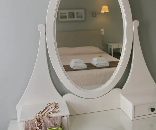 Hotel Boutique Iasmos 3*