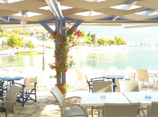 Boutique Iasmos Hotel 3*