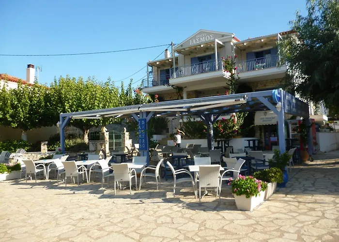 Hotel Boutique Iasmos 3*